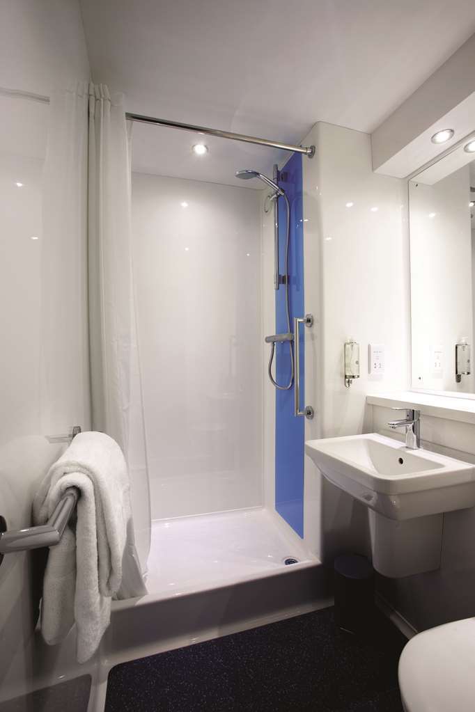 Travelodge Ely Pokój zdjęcie