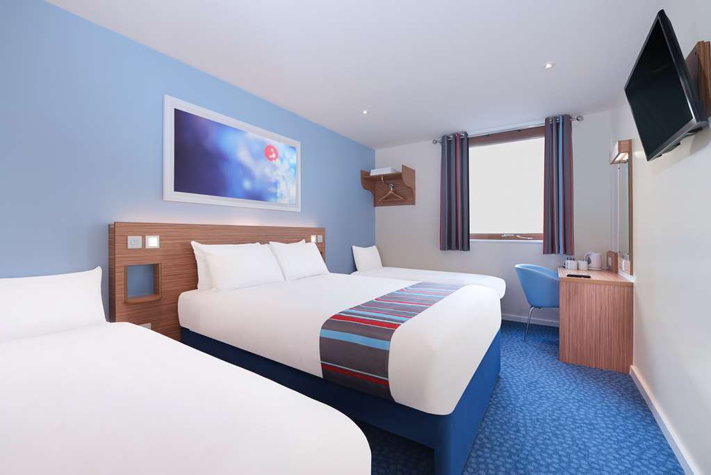 Travelodge Ely Pokój zdjęcie