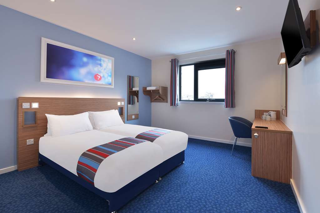 Travelodge Ely Pokój zdjęcie